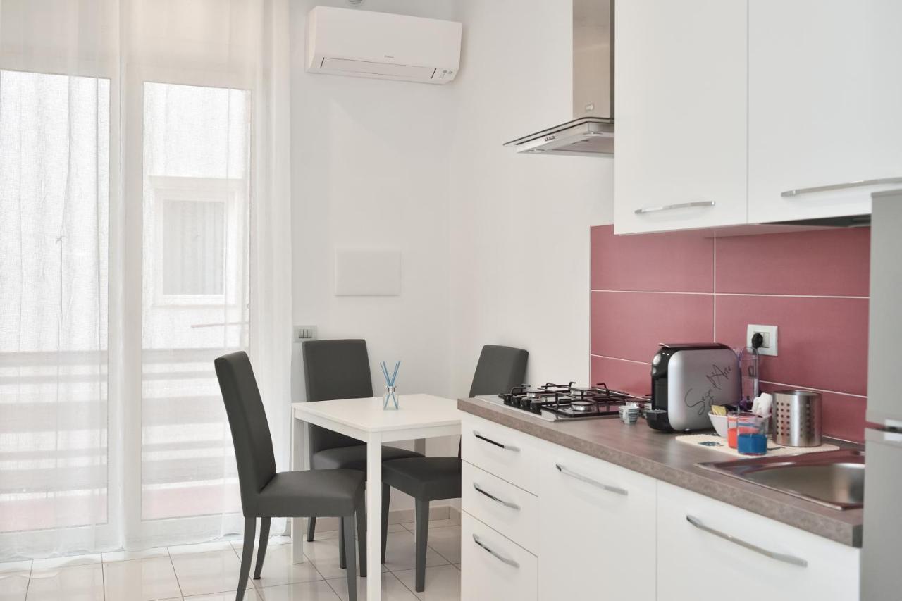Serenis Luxury Apartments ミノーリ エクステリア 写真