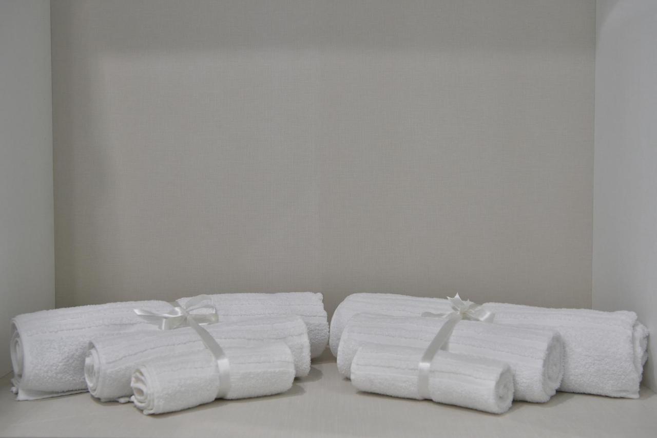 Serenis Luxury Apartments ミノーリ エクステリア 写真